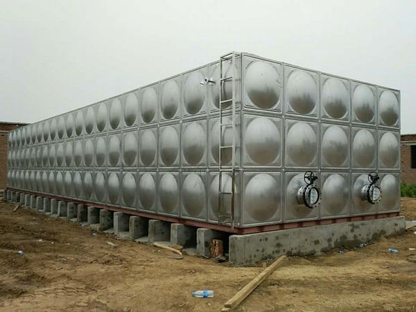 商水县某养猪场300吨水箱项目